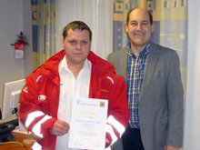 Rot-Kreuz-Ortsstellenleiter sorgt f&uuml;r mehr Sicherheit und Vorsorge in Frankenburg am Freitag,  5. Februar 2016