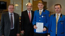 Verdienstmedaille in Bronze: Berer Mathias am Donnerstag, 10. M&auml;rz 2016