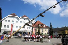 Der Maibaum - Brauchtum voller Symbolik am Donnerstag, 28. April 2016
