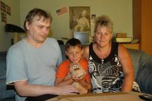 Happy End: Nach eineinhalb Jahren darf Bub (10) vom Heim nach Hause am Dienstag,  5. Juli 2011