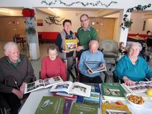 Frankenburg-B&uuml;cher f&uuml;r die Bewohner des Altenheims am Donnerstag, 21. Februar 2013