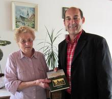 Buch wurde zum 90er leider nicht mehr fertig am Mittwoch, 12. Juni 2013