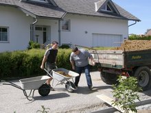 Foto (&Ouml;AAB Frankenburg): Sandkistenaktion 2012 am Donnerstag, 20. M&auml;rz 2014