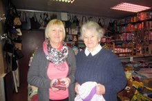 Frankenburger Strickstube bringt zus&auml;tzliche W&auml;rme am Montag, 13. Februar 2017