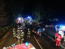 Verkehrsunfall eingeklemmte Person am Donnerstag, 12. Dezember 2019