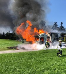 LKW Brand am Mittwoch, 16. September 2020
