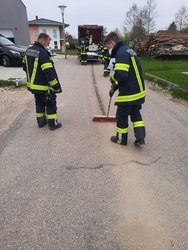 ausgedehnte &Ouml;lspur am Donnerstag,  6. Mai 2021
