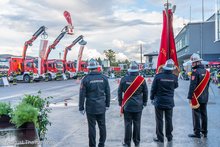 &Uuml;bergabe St&uuml;tzpunktfahrzeuge im LFK O&Ouml; am Mittwoch, 28. September 2022