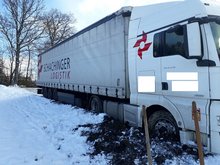 Lkw Bergung am Montag, 12. Dezember 2022